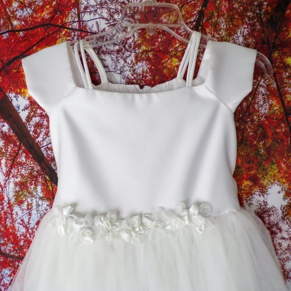 K.I.D. Collection First Communion, Wedding flower Girl Dress and Accessories - Picture 2 of 11